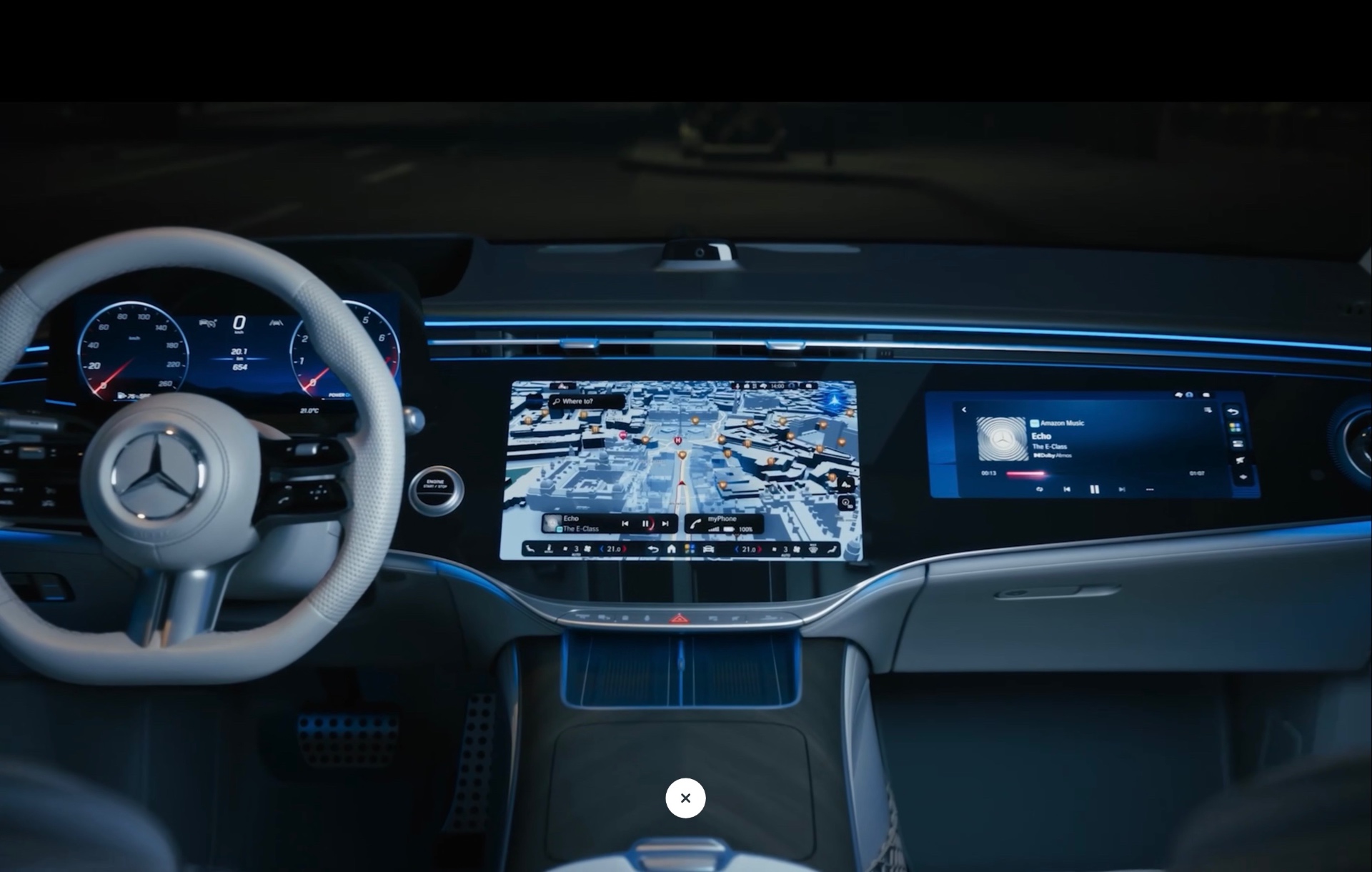 S580 driver cockpit and MBUX display